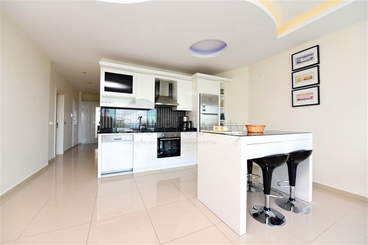 شقة فسيحة بغرفة نوم واحدة على بعد 50 مترا من البحر