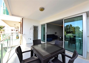 شقة فسيحة بغرفة نوم واحدة على بعد 50 مترا من البحر