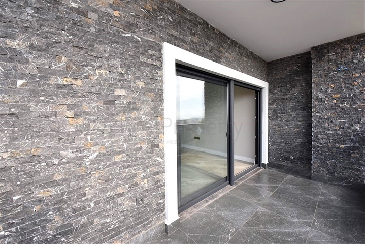 3 + 1 فيو بنتهاوس في وسط ألانيا