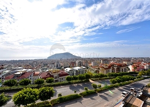 3 + 1 فيو بنتهاوس في وسط ألانيا