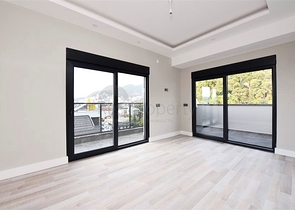 3 + 1 فيو بنتهاوس في وسط ألانيا