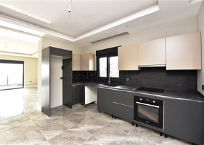 3 + 1 فيو بنتهاوس في وسط ألانيا