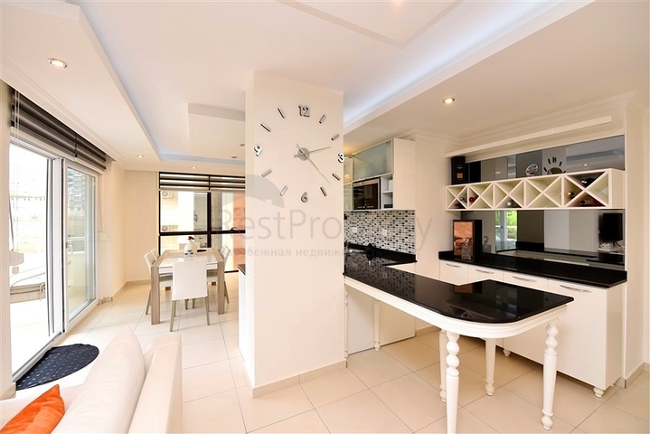 شقة فسيحة ومشرقة 3 + 1 من المالك في حي أفسالار