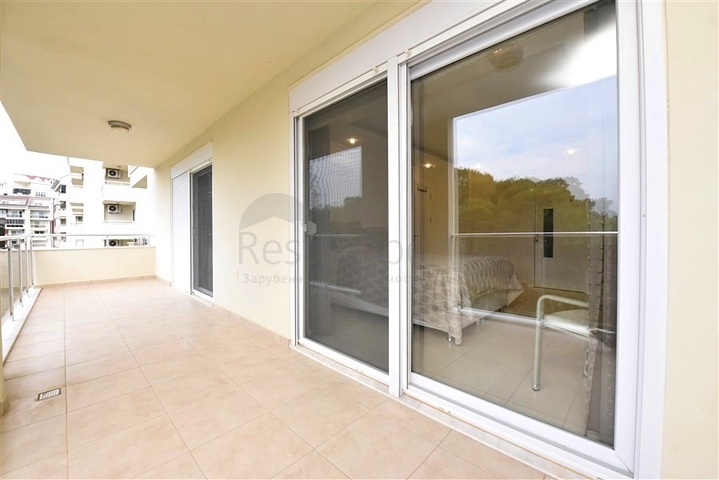 شقة فسيحة ومشرقة 3 + 1 من المالك في حي أفسالار