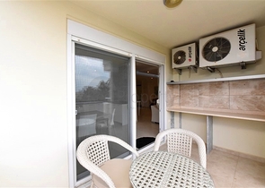 شقة فسيحة ومشرقة 3 + 1 من المالك في حي أفسالار