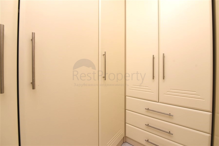 شقة 2 + 1 100 متر من البحر