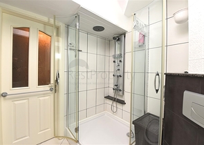 شقة 2 + 1 100 متر من البحر