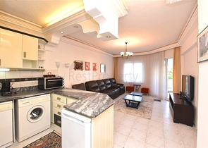 شقة 2 + 1 100 متر من البحر