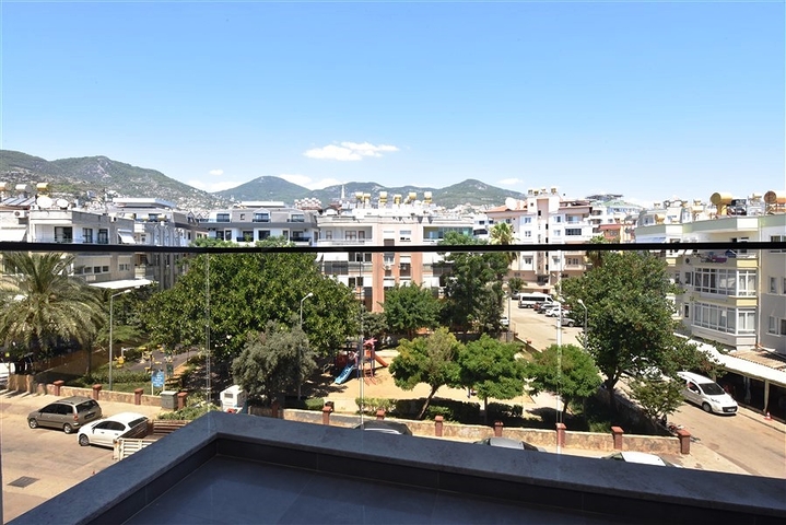 شقة 1+1 في مجمع النخبة على شاطئ كليوباترا من المالك