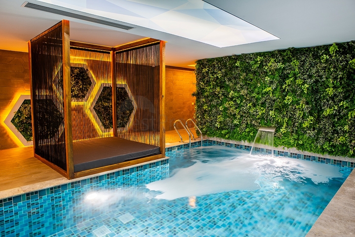 شقة 1+1 في مجمع النخبة على شاطئ كليوباترا من المالك