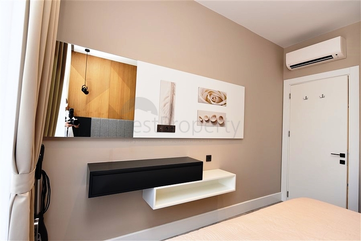 شقة 1+1 في مجمع النخبة على شاطئ كليوباترا من المالك