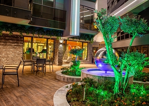 شقة 1+1 في مجمع النخبة على شاطئ كليوباترا من المالك