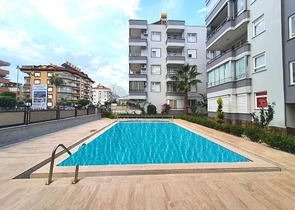 شقة مفروشة 2 + 1 في منطقة أوبا