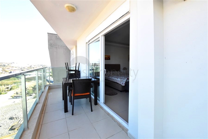 شقة استوديو للايجار في مجمع حديث في حي افسالار