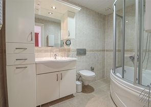 شقة 2+1 في منطقة جيجيلي ، 900 متر من البحر