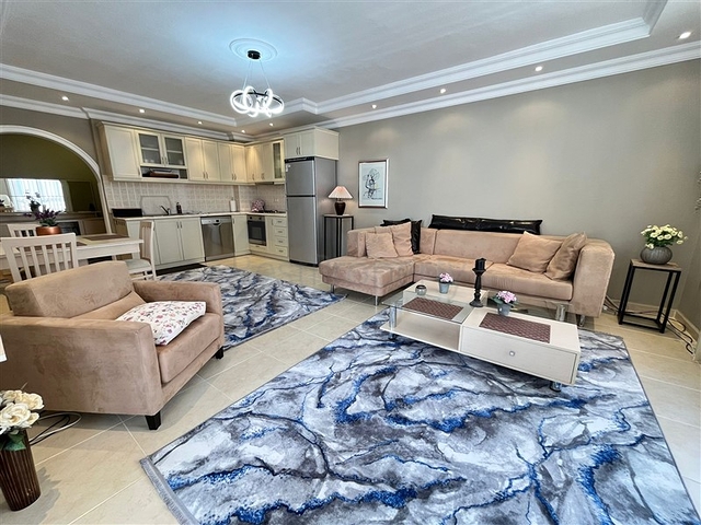 شقة مفروشة بغرفتي نوم في منطقة أوبا