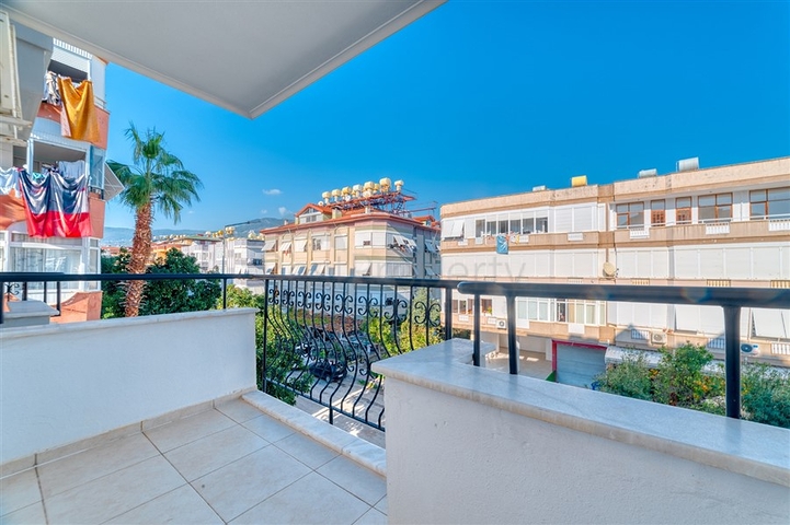 شقة مفروشة بغرفتي نوم في منطقة أوبا