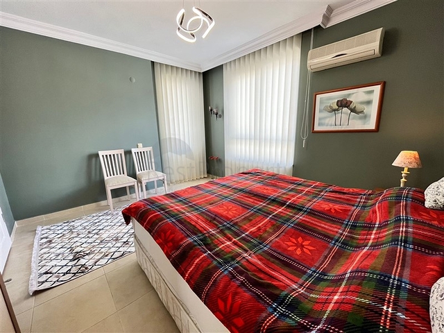 شقة مفروشة بغرفتي نوم في منطقة أوبا