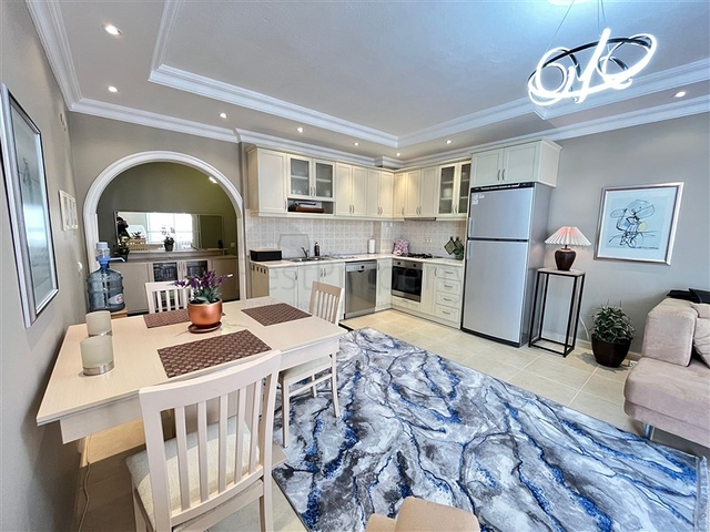 شقة مفروشة بغرفتي نوم في منطقة أوبا