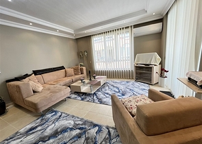 شقة مفروشة بغرفتي نوم في منطقة أوبا