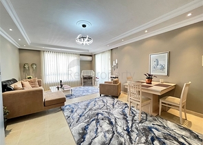 شقة مفروشة بغرفتي نوم في منطقة أوبا