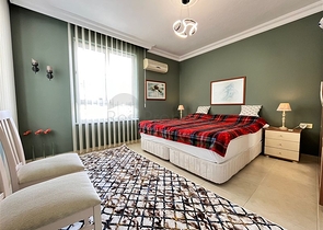 شقة مفروشة بغرفتي نوم في منطقة أوبا