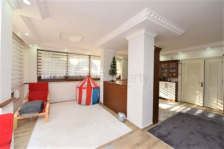 شقة مريحة 3 + 1 في وسط ألانيا