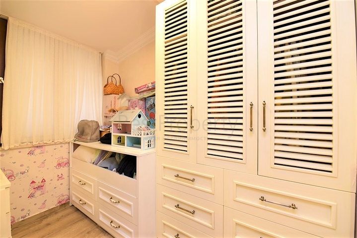 شقة مريحة 3 + 1 في وسط ألانيا