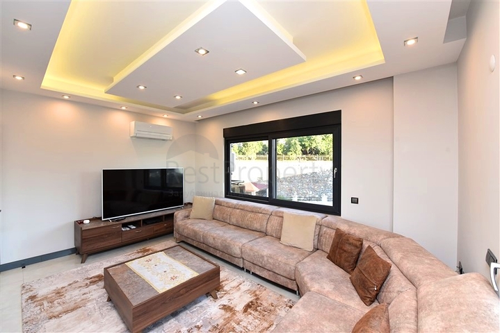 بنتهاوس مع إطلالة بانورامية على البحر الأبيض المتوسط بنتهاوس مع إطلالة بانورامية على البحر الأبيض المتوسط