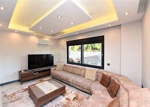 بنتهاوس مع إطلالة بانورامية على البحر الأبيض المتوسط بنتهاوس مع إطلالة بانورامية على البحر الأبيض المتوسط