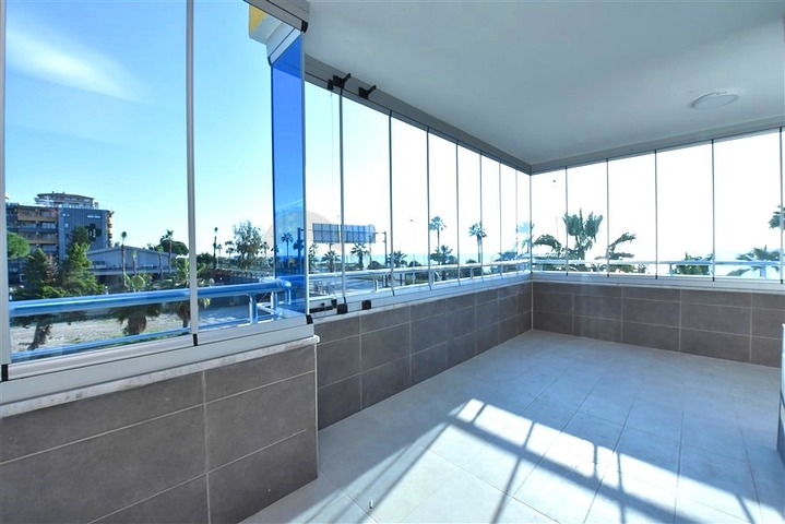 بنتهاوس 3+1 مطل على البحر الأبيض المتوسط في محمودلار