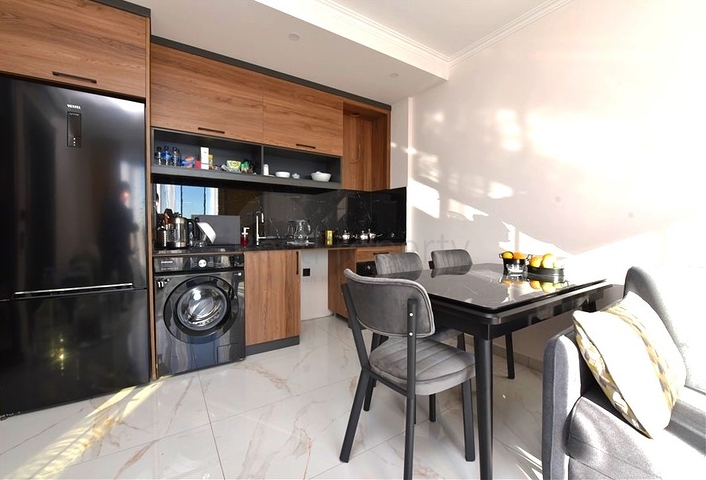 شقة مريحة 1 + 1 في مجمع مع بنية تحتية متنوعة في منطقة أوبا