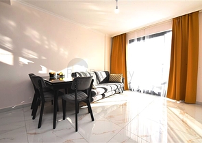 شقة مريحة 1 + 1 في مجمع مع بنية تحتية متنوعة في منطقة أوبا