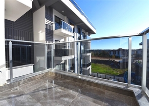 شقة مريحة 1 + 1 في مجمع مع بنية تحتية متنوعة في منطقة أوبا