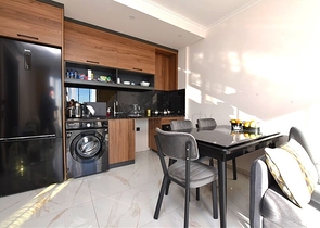 شقة مريحة 1 + 1 في مجمع مع بنية تحتية متنوعة في منطقة أوبا