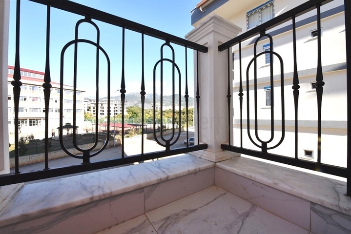 شقة 2 + 1 في منطقة أوبا