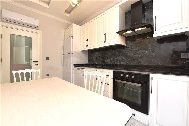 شقة 2 + 1 في منطقة أوبا