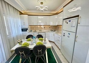 4 + 1 بنتهاوس في منطقة أوبا