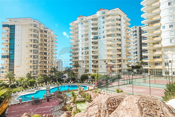 شقق فسيحة 2 + 1 في محمودلار