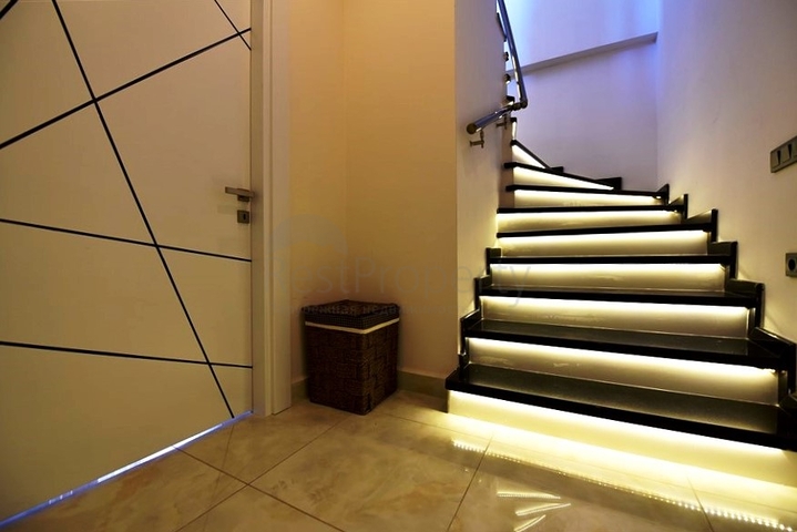 2 + 1 شقة للبيع في وسط ألانيا