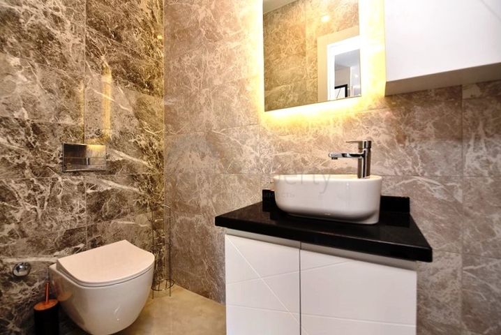 2 + 1 شقة للبيع في وسط ألانيا