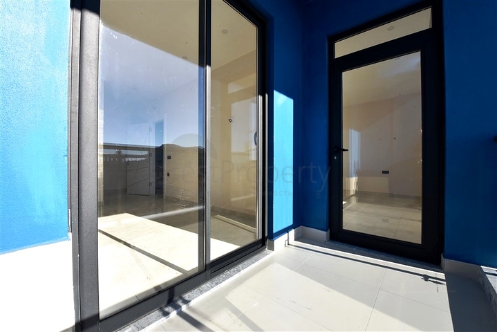 2 + 1 بنتهاوس مطل على البحر في كليوباترا