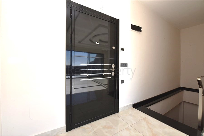 2 + 1 بنتهاوس مطل على البحر في كليوباترا