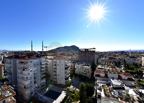 2 + 1 بنتهاوس مطل على البحر في كليوباترا