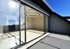 2 + 1 بنتهاوس مطل على البحر في كليوباترا