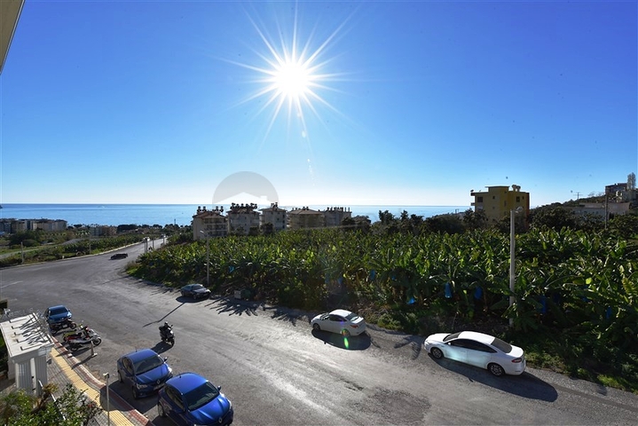 2 + 1 بنتهاوس على كليوباترا