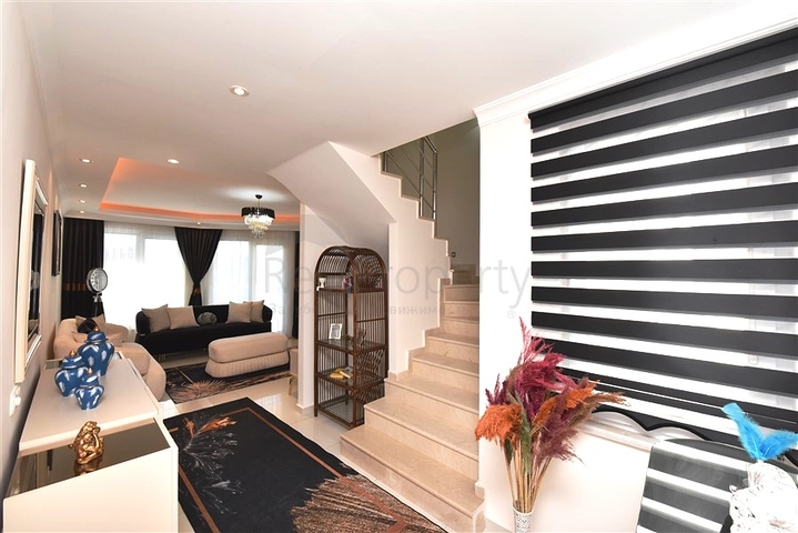 2 + 1 بنتهاوس على كليوباترا