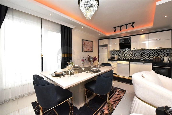 2 + 1 بنتهاوس على كليوباترا