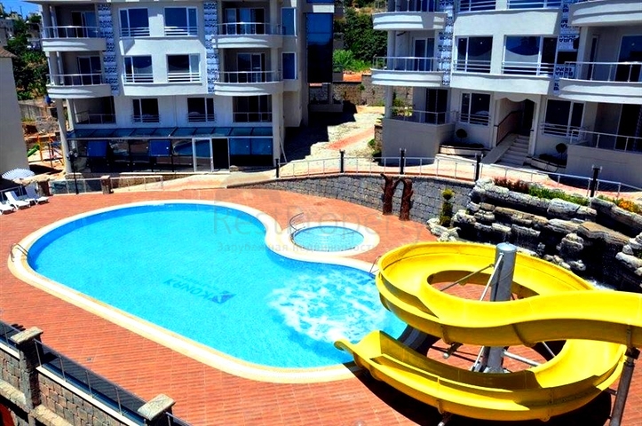 2 + 1 بنتهاوس على كليوباترا