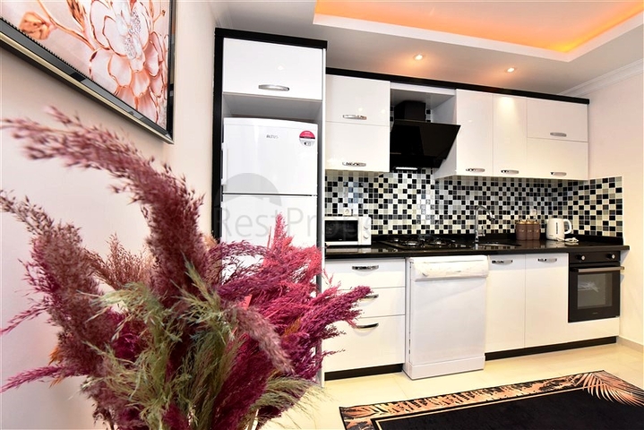 2 + 1 بنتهاوس على كليوباترا